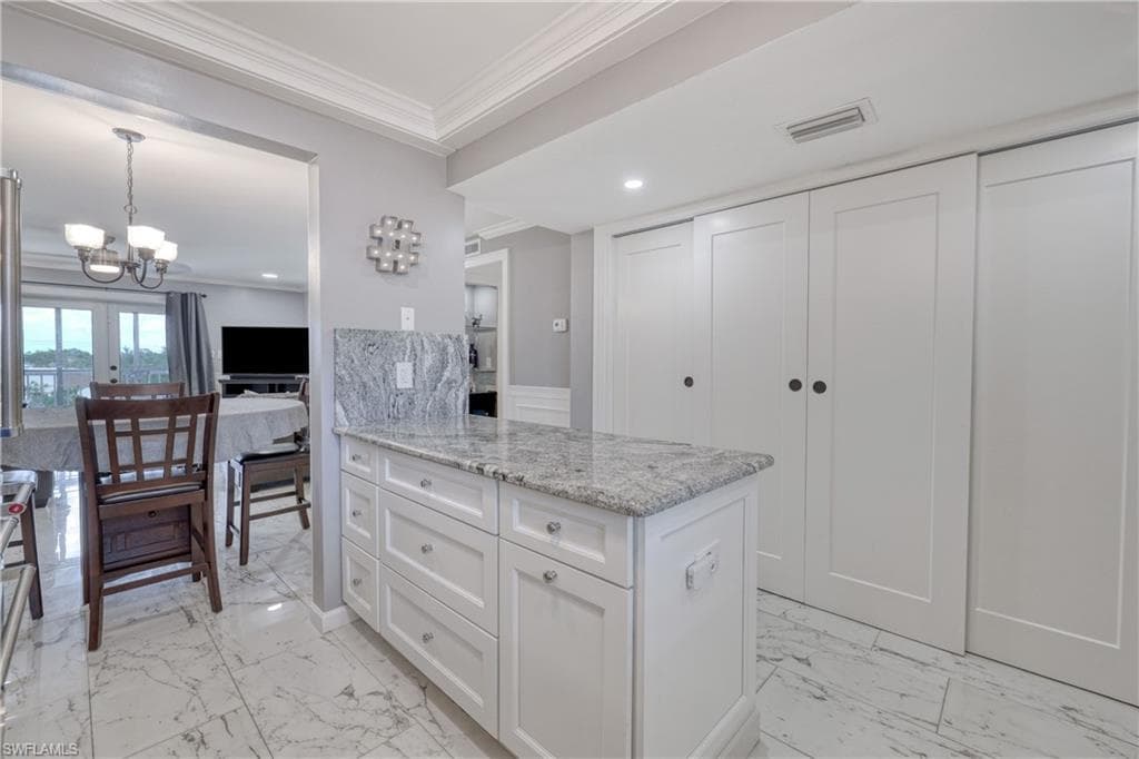 2121 Collier AVE # 412, FORT MYERS FL 33901-4