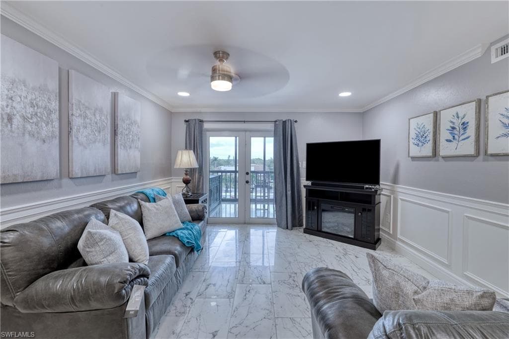 2121 Collier AVE # 412, FORT MYERS FL 33901-10
