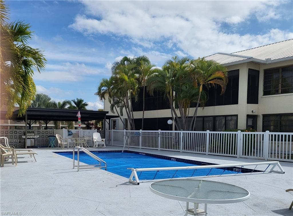 1914 SE 40th TER # 106, CAPE CORAL FL 33904-19