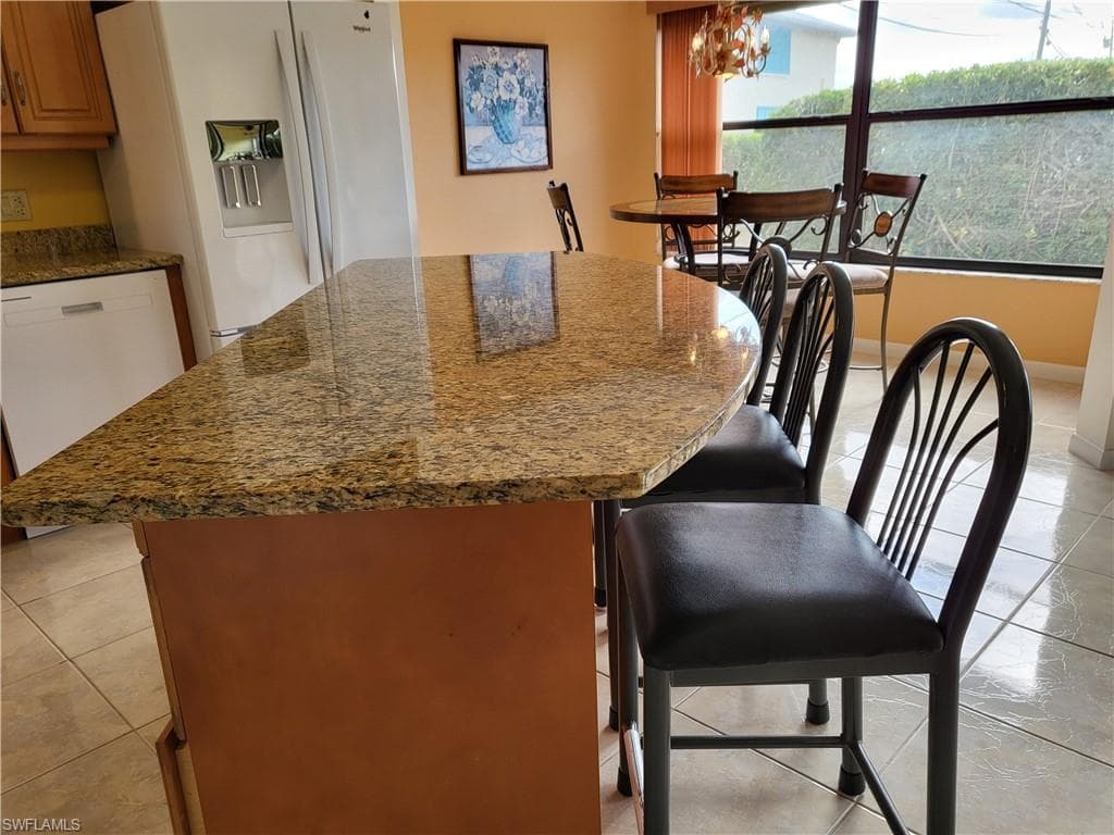 1914 SE 40th TER # 106, CAPE CORAL FL 33904-10
