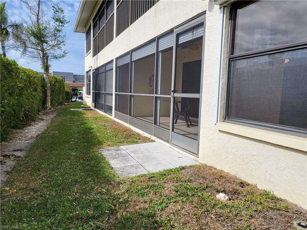 1914 SE 40th TER # 106, CAPE CORAL FL 33904-18