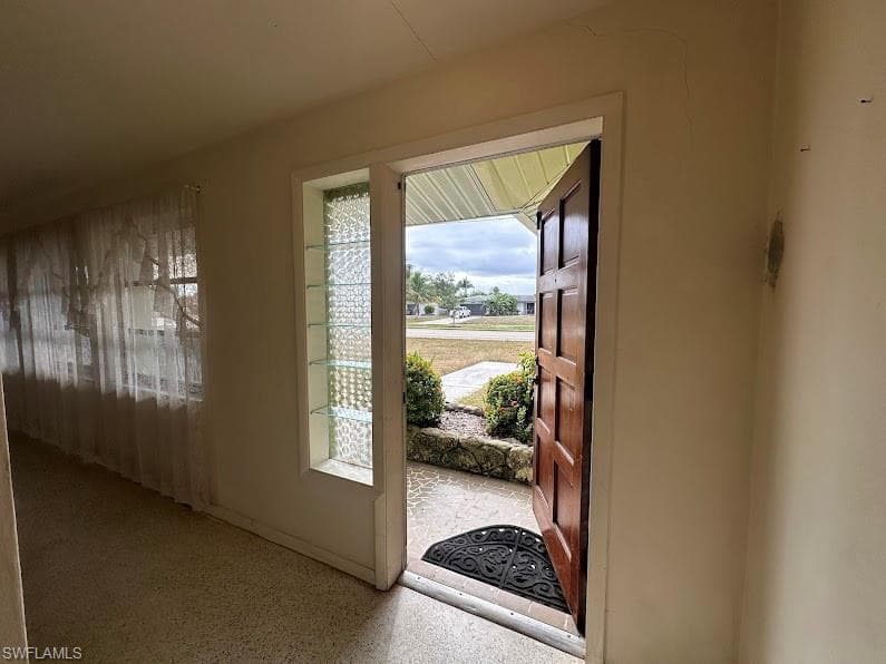 1727 Cornwallis PKWY, CAPE CORAL FL 33904-2