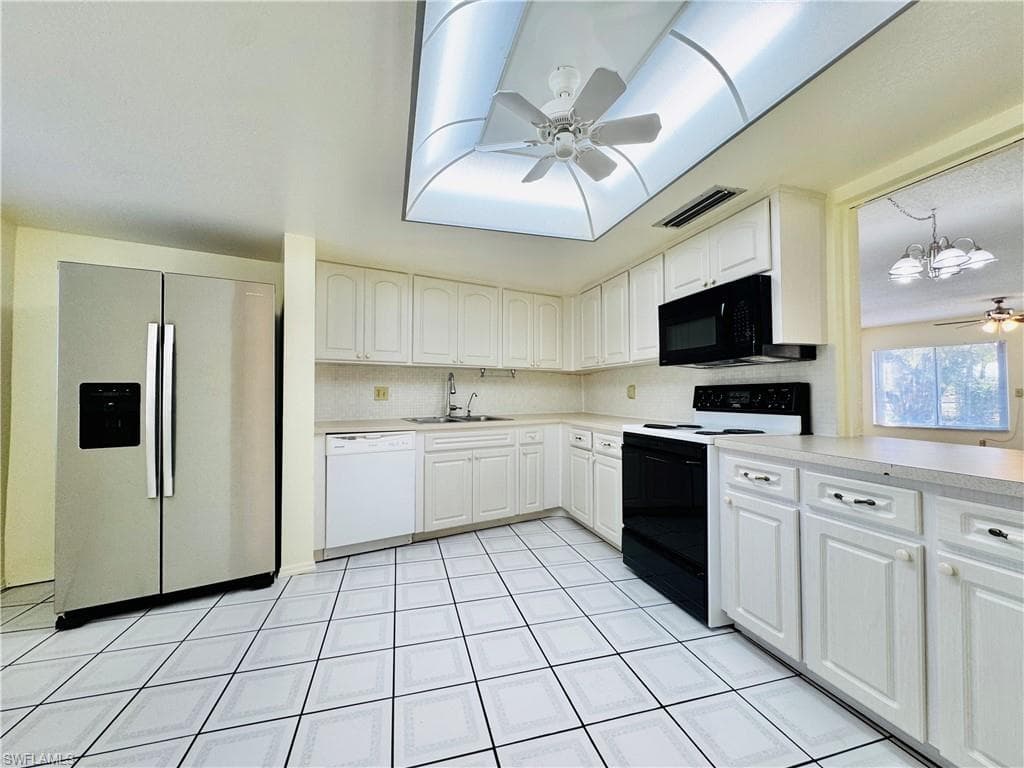 2264 Winkler AVE # 101, FORT MYERS FL 33901-11