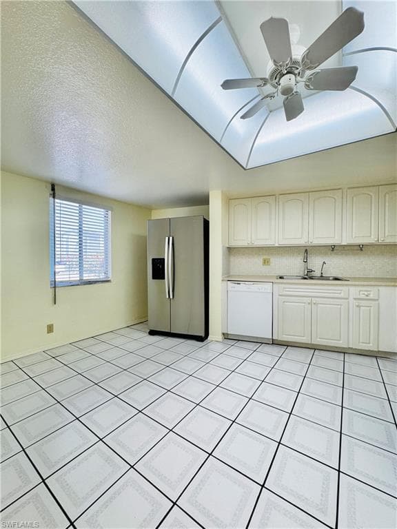 2264 Winkler AVE # 101, FORT MYERS FL 33901-13