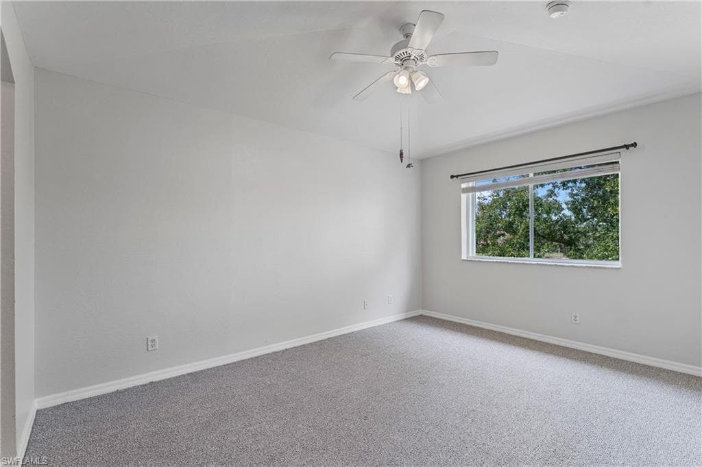 9544 Roundstone CIR-22