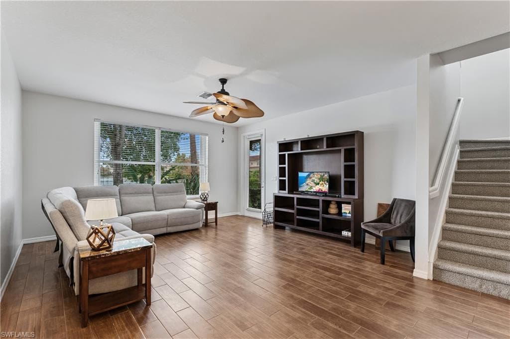 9544 Roundstone CIR-16