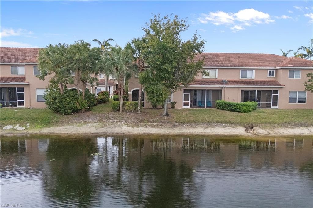 9544 Roundstone CIR-2