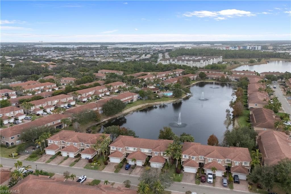 9544 Roundstone CIR-31