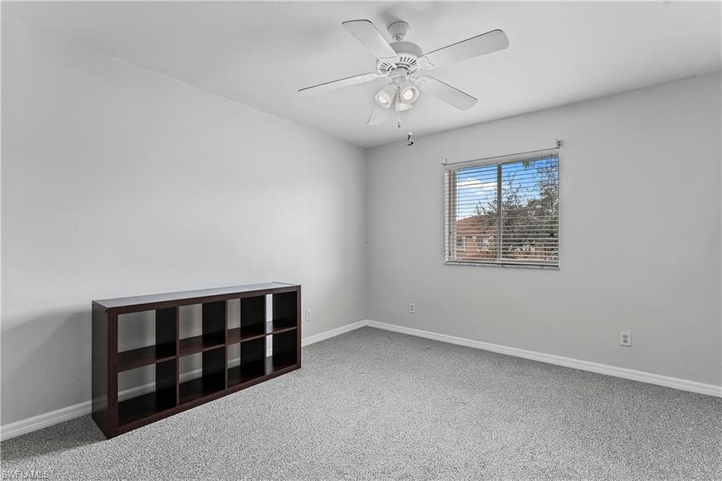 9544 Roundstone CIR-27