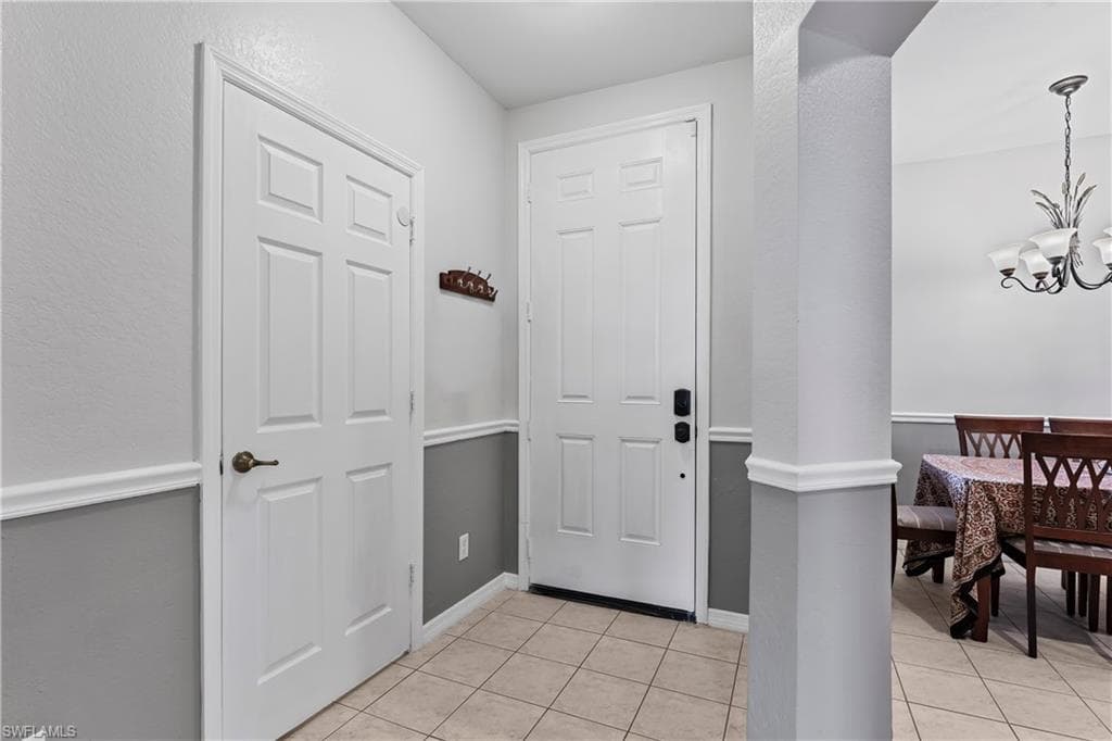 9544 Roundstone CIR-7
