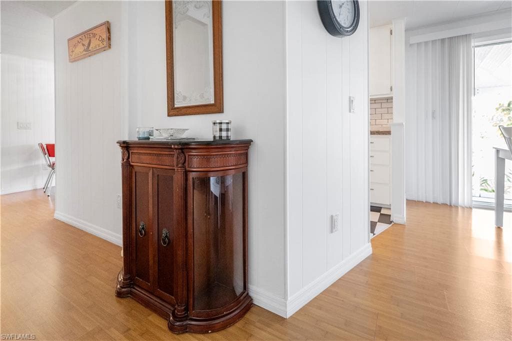 17 Saint Raphael DR, NAPLES FL 34112-15