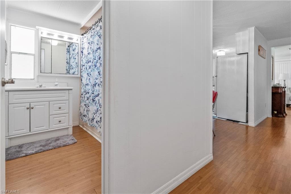 17 Saint Raphael DR, NAPLES FL 34112-19