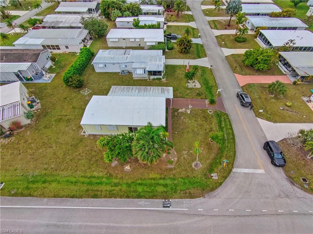 17 Saint Raphael DR, NAPLES FL 34112-33