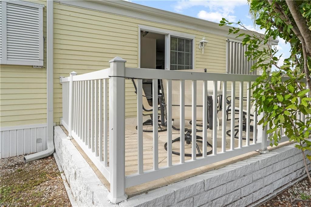 17 Saint Raphael DR, NAPLES FL 34112-37