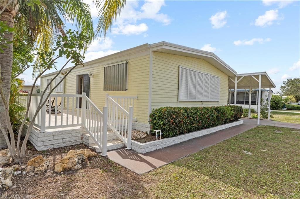 17 Saint Raphael DR, NAPLES FL 34112-38