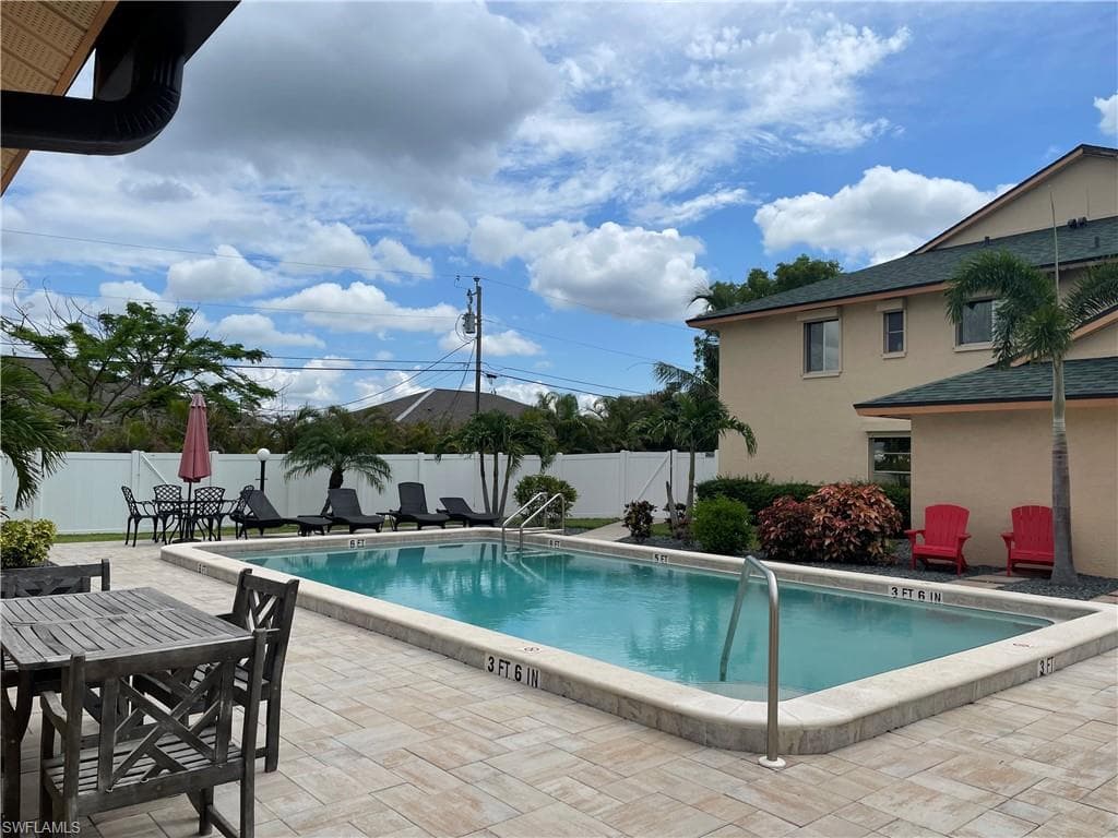 1519 Cape Coral PKWY W # 7, CAPE CORAL FL 33914-21
