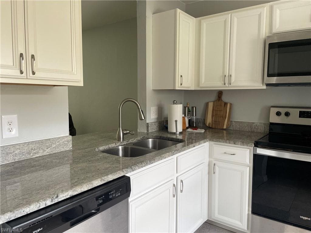 1519 Cape Coral PKWY W # 7, CAPE CORAL FL 33914-17