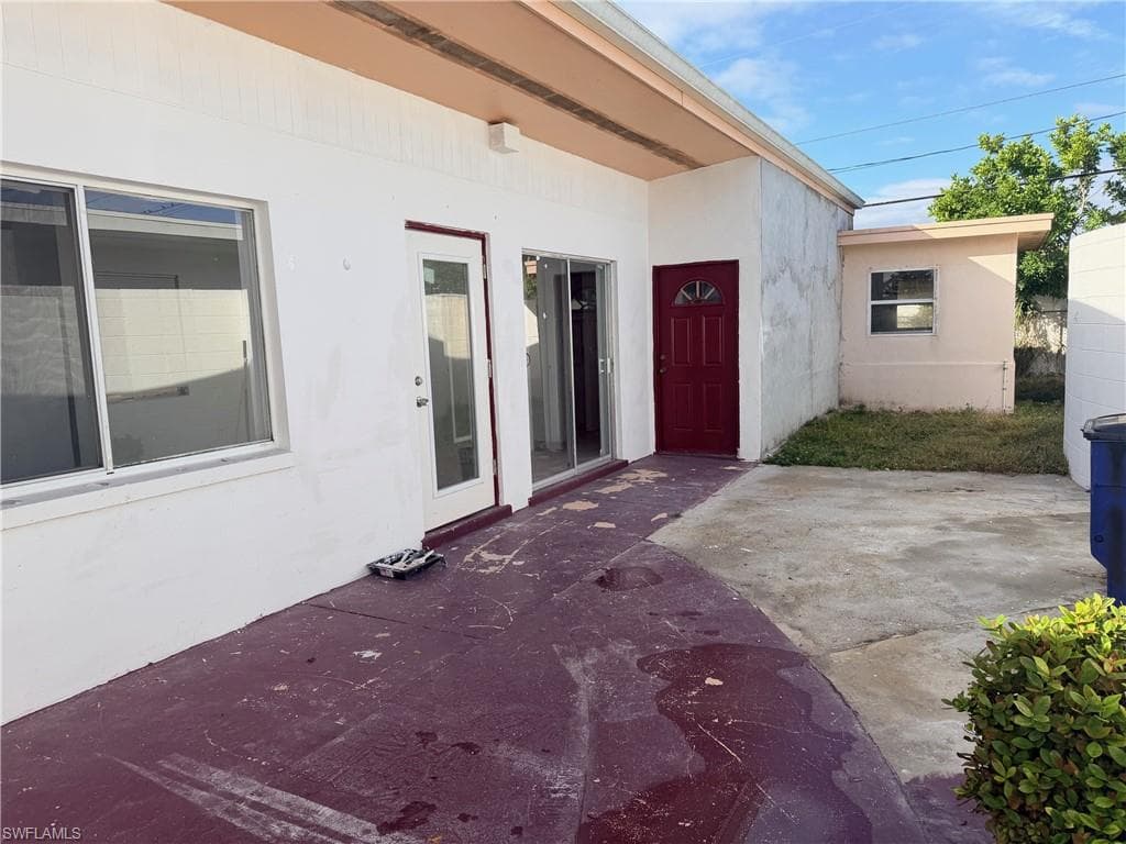 15 Vineyard ST, LEHIGH ACRES FL 33936-11