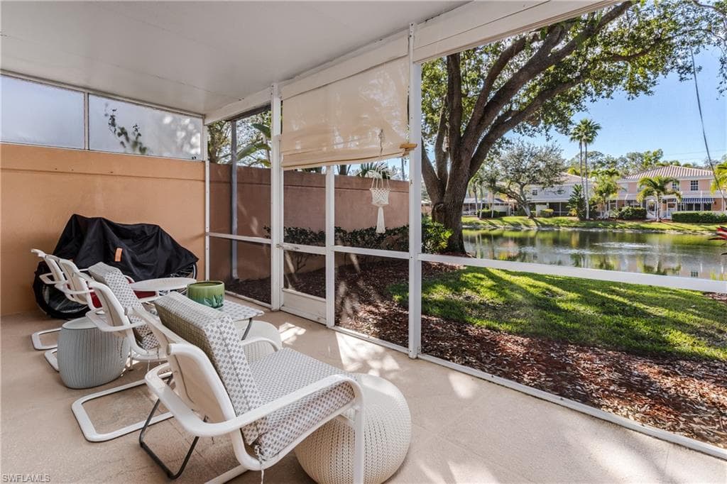 5353 Cove CIR, NAPLES FL 34119-15