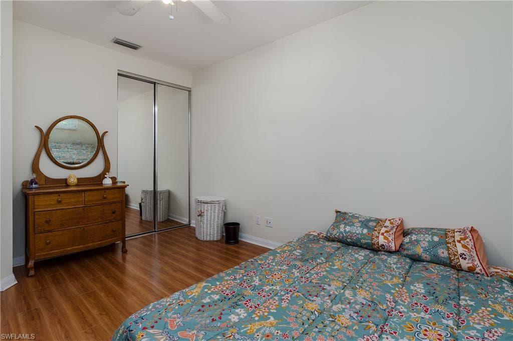 5353 Cove CIR, NAPLES FL 34119-35