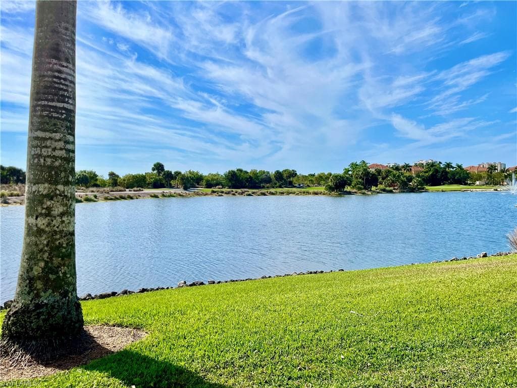 1538 Mainsail DR # 6, NAPLES FL 34114-16