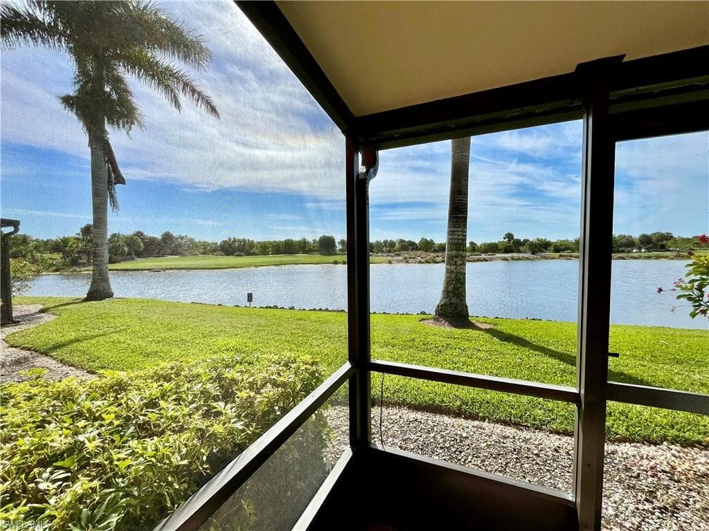 1538 Mainsail DR # 6, NAPLES FL 34114-15