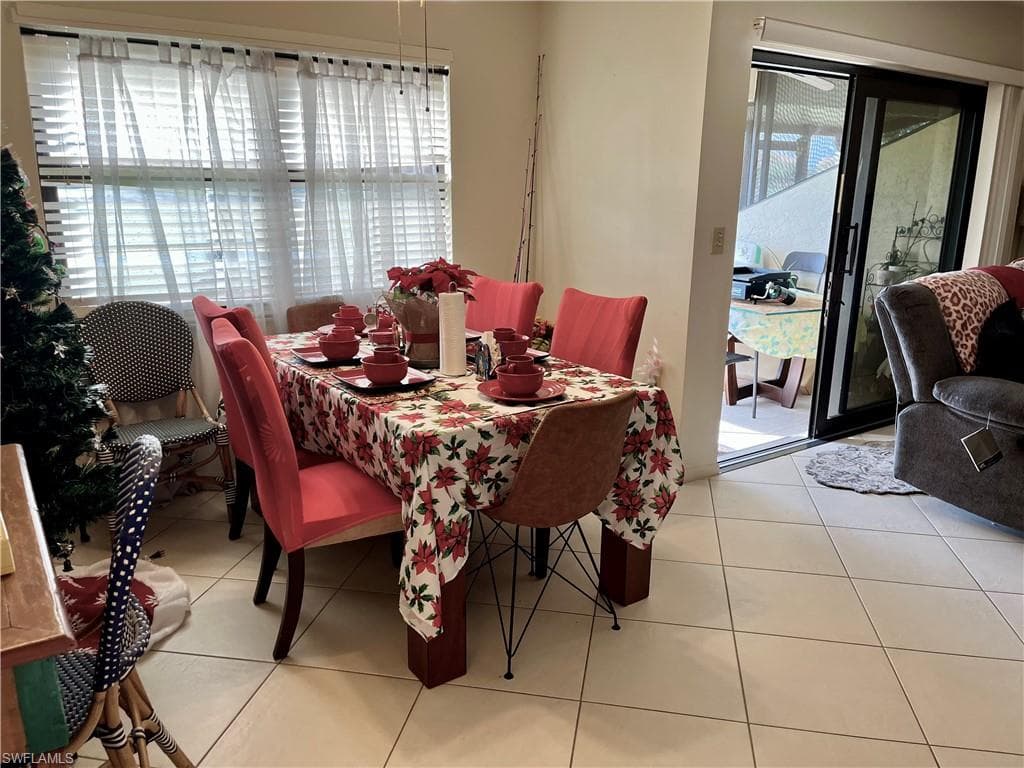 1538 Mainsail DR # 6, NAPLES FL 34114-6