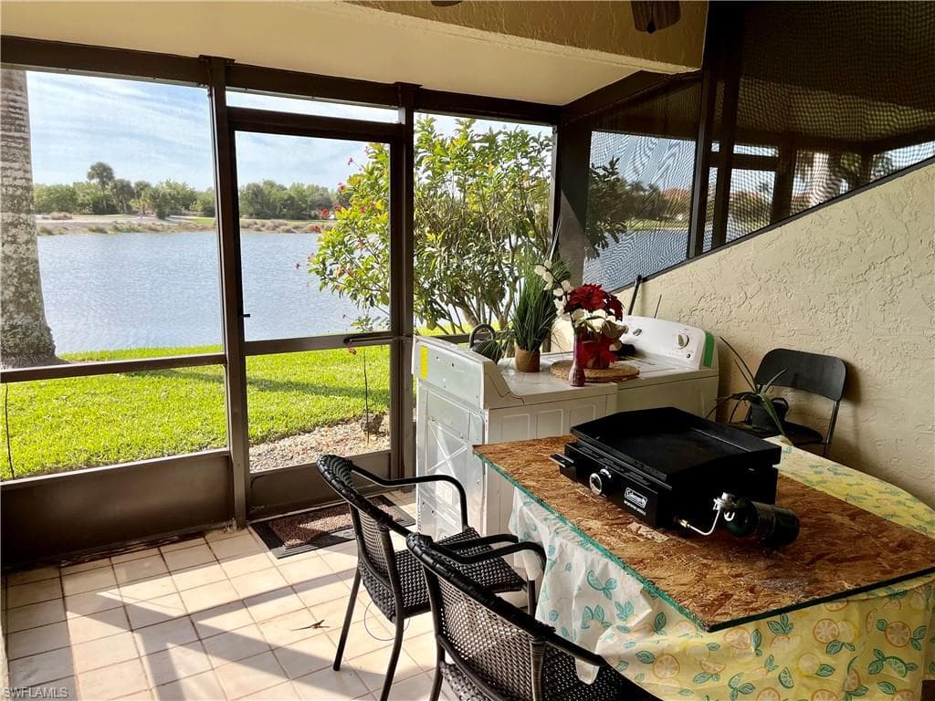 1538 Mainsail DR # 6, NAPLES FL 34114-13