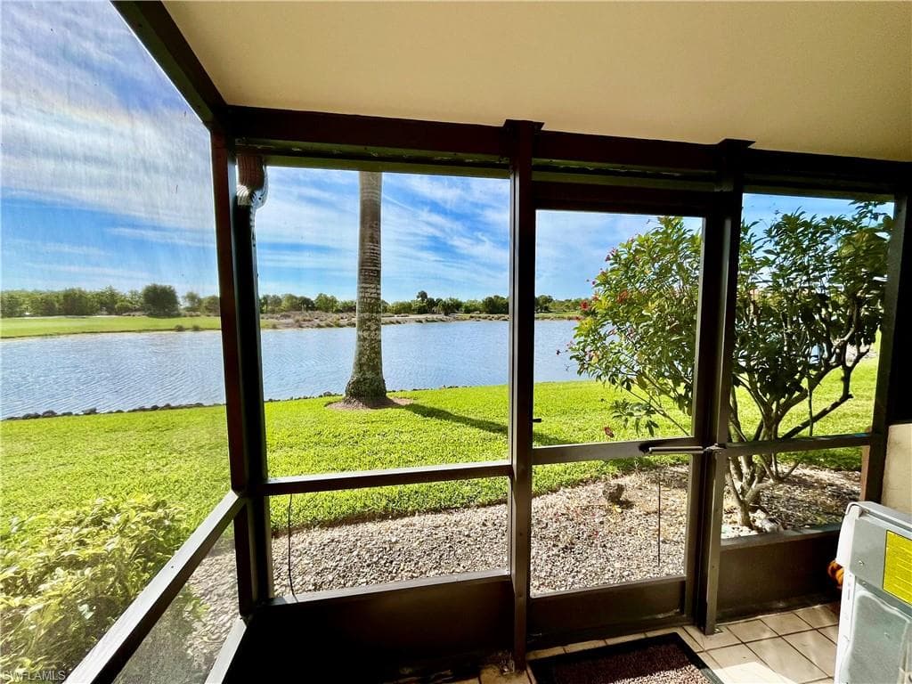 1538 Mainsail DR # 6, NAPLES FL 34114-14