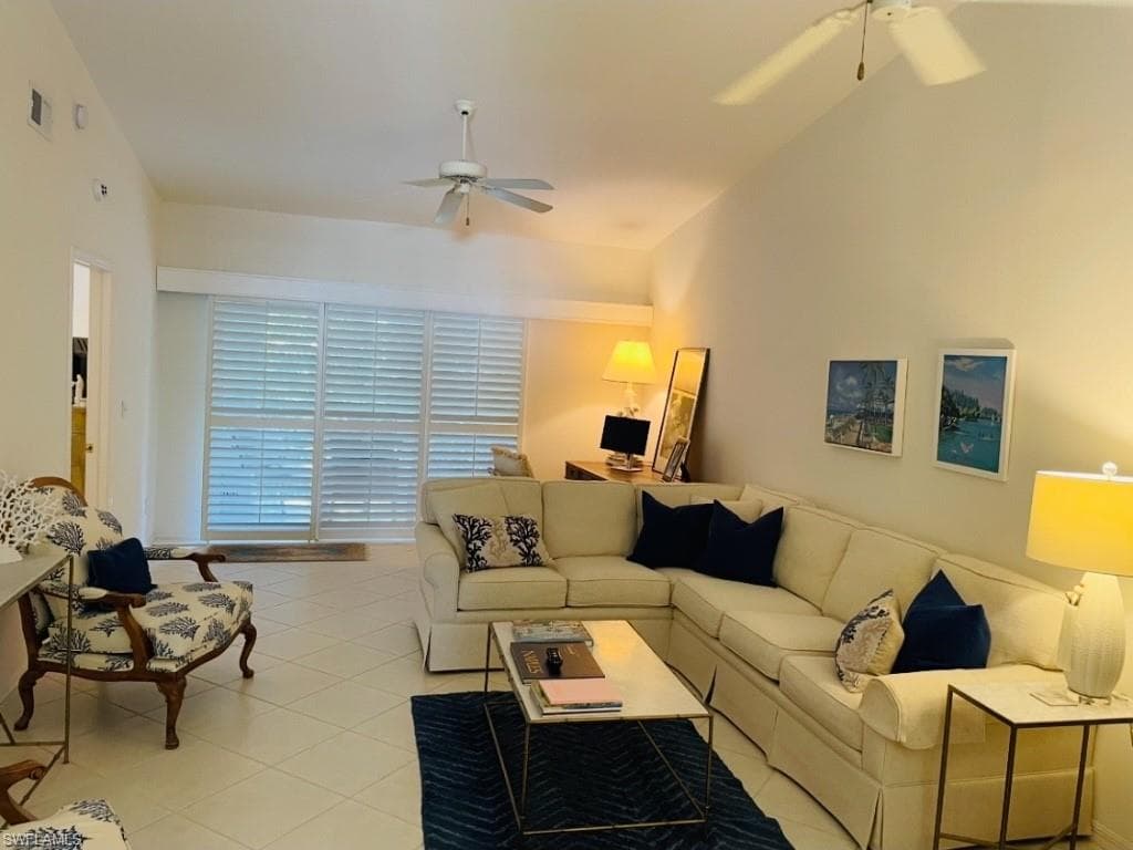 841 Tanbark DR 201-15