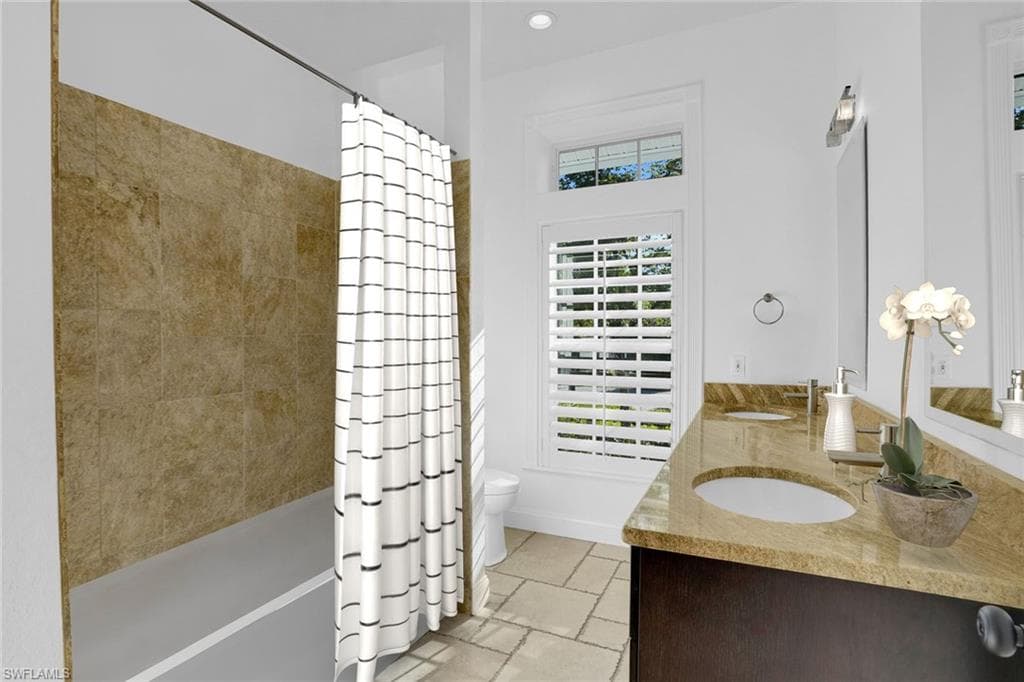 15499 Thory CT, FORT MYERS FL 33908-23