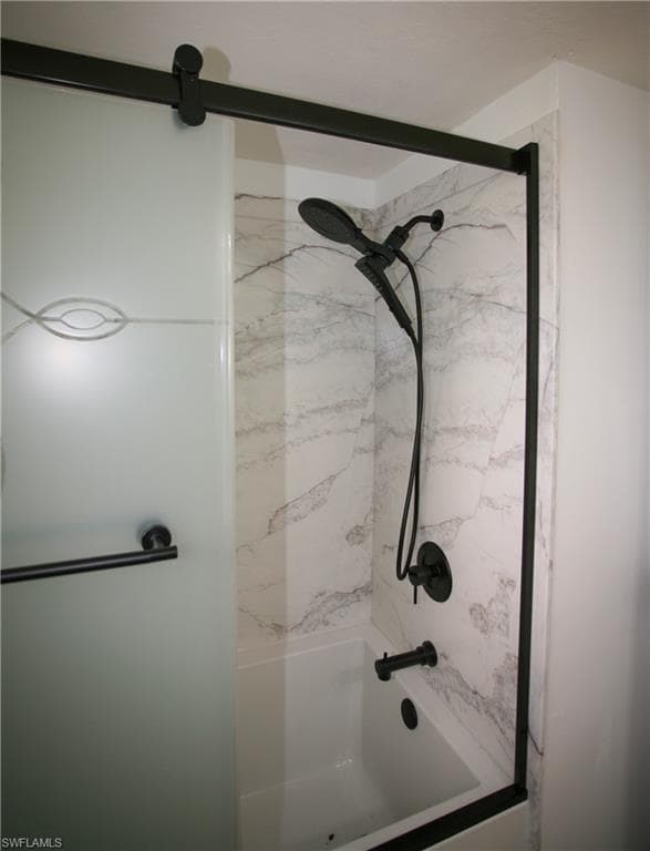 1525 Covington CIR E, FORT MYERS FL 33919-27