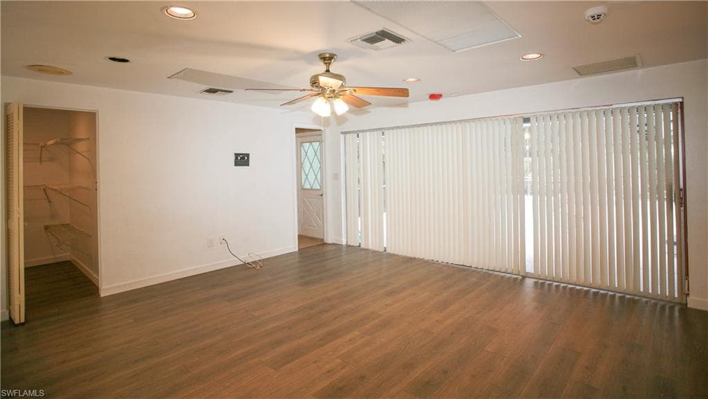 1525 Covington CIR E, FORT MYERS FL 33919-13