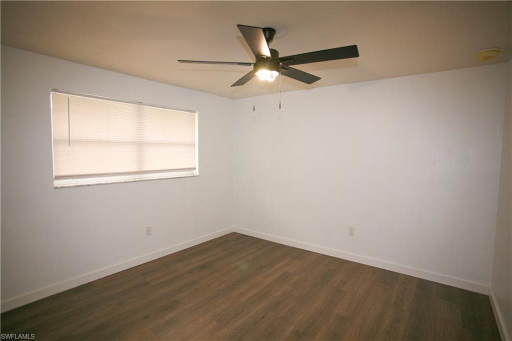 1525 Covington CIR E, FORT MYERS FL 33919-18