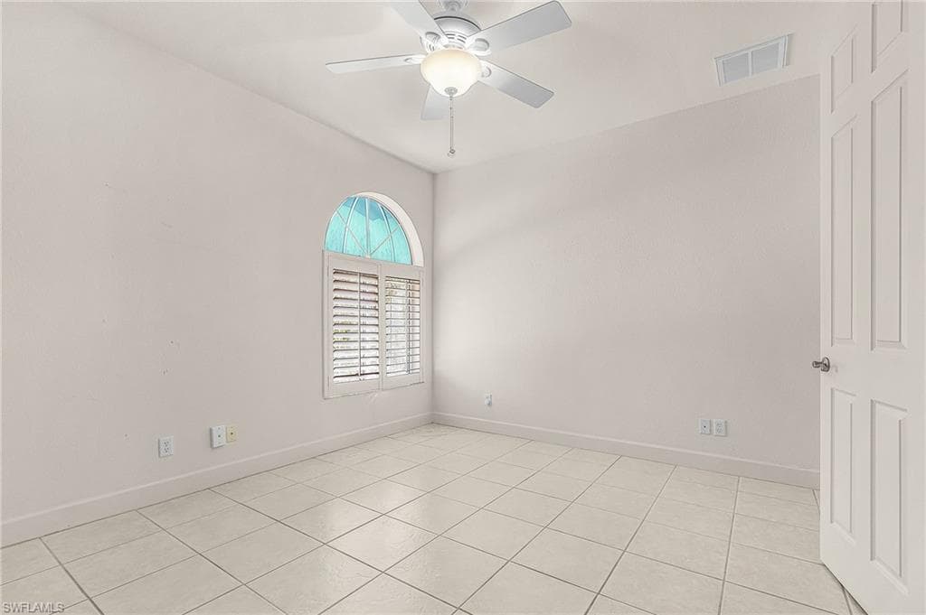 2123 Davis BLVD, FORT MYERS FL 33905-12
