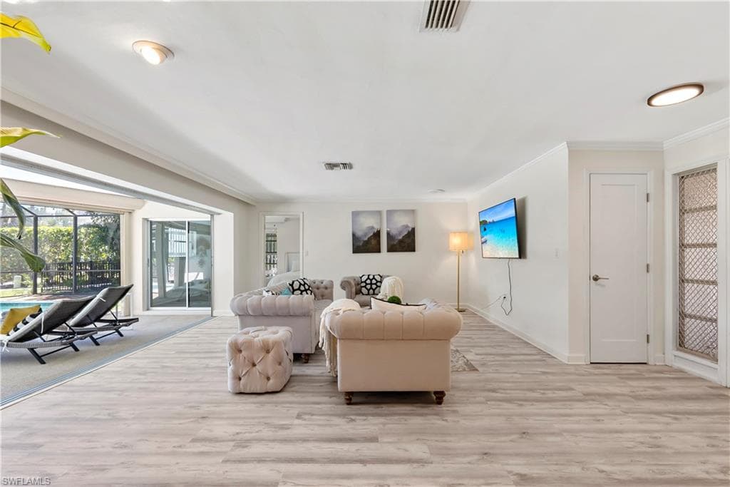 2125 Marina DR-5