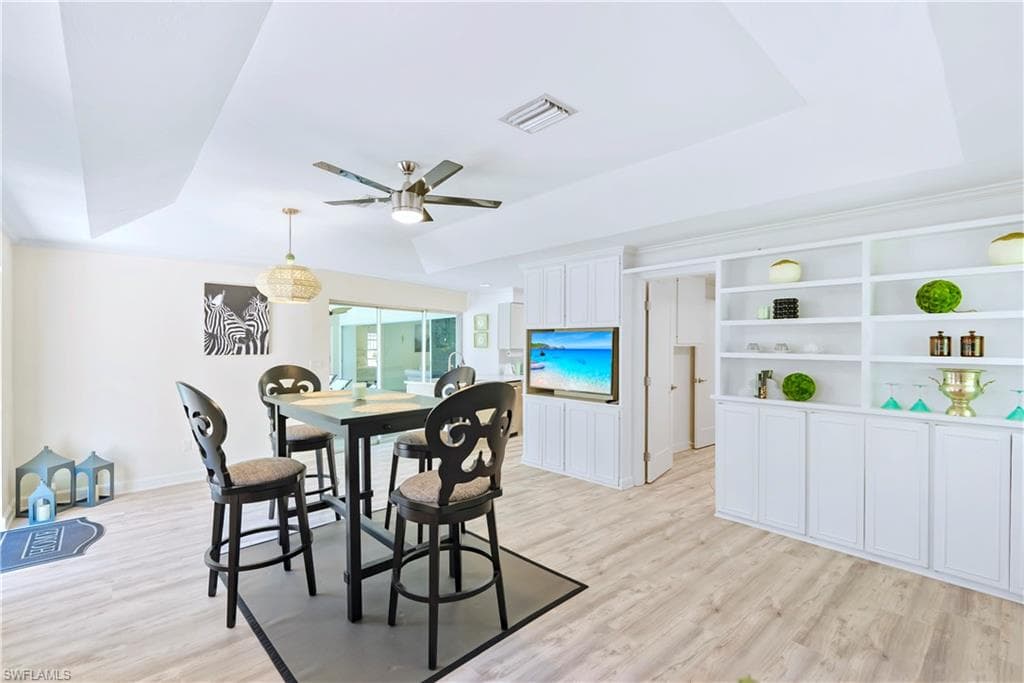 2125 Marina DR-16