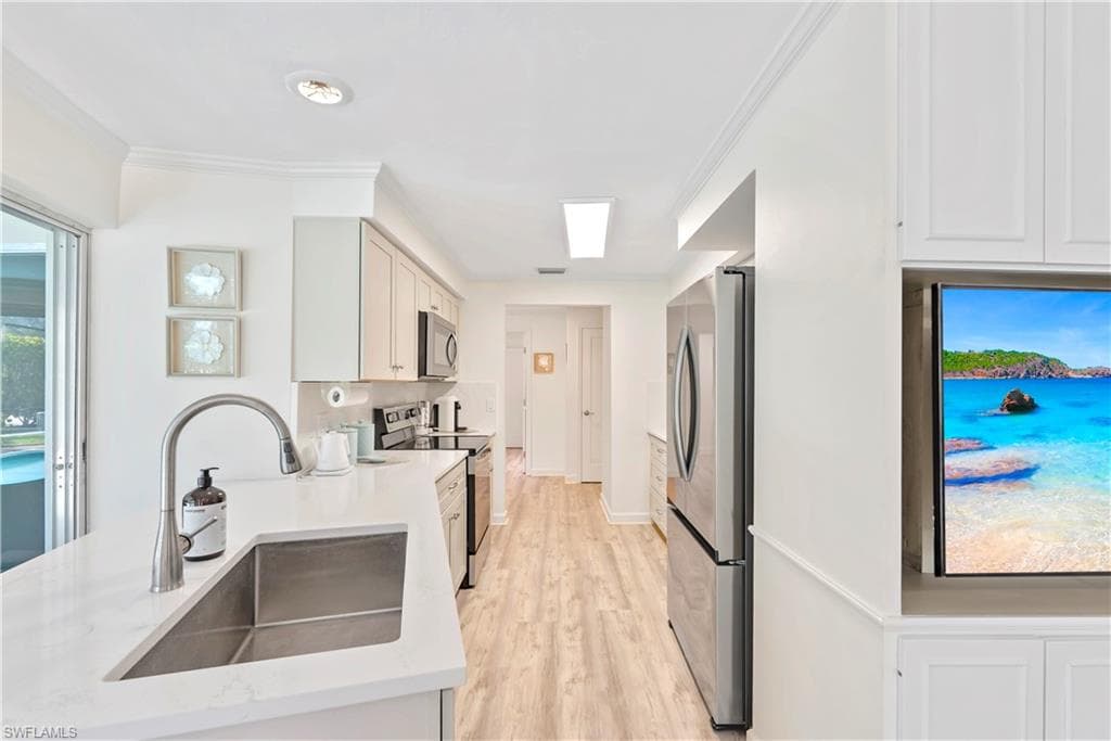 2125 Marina DR-15