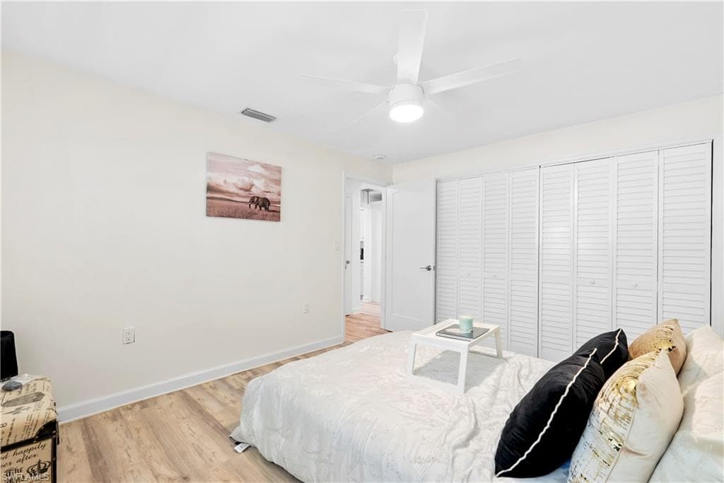 2125 Marina DR-21