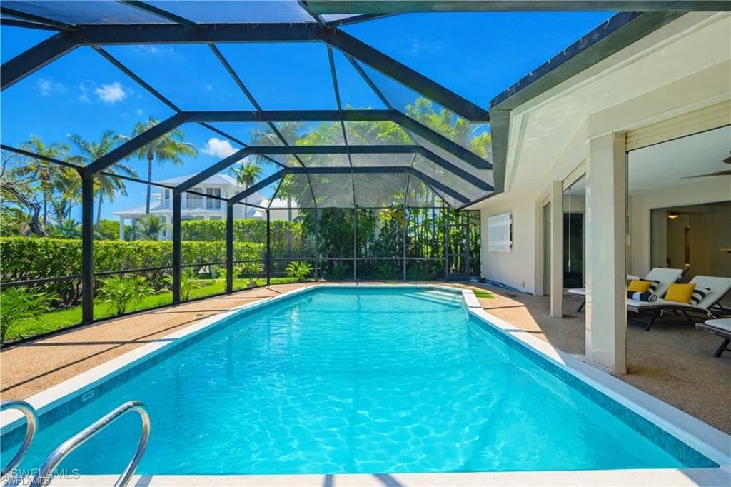 2125 Marina DR-2