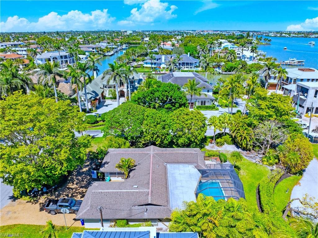2125 Marina DR-33