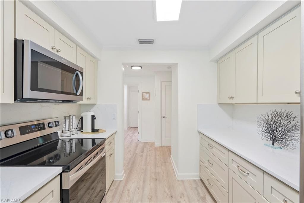 2125 Marina DR-13