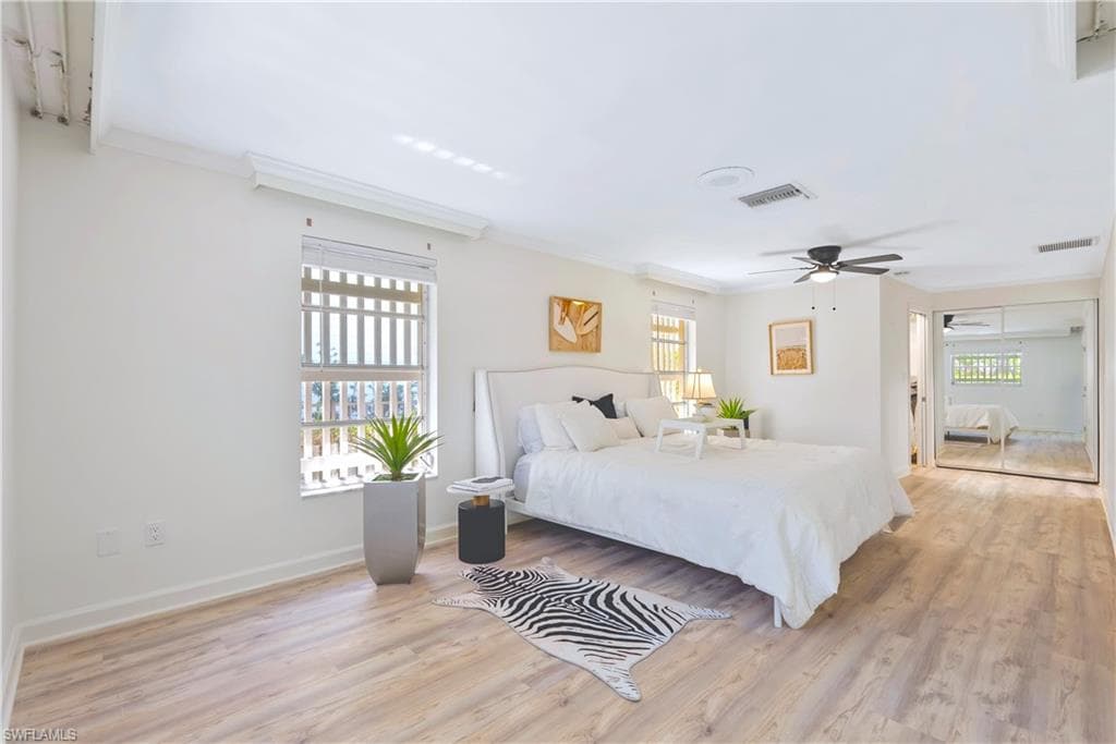 2125 Marina DR-18