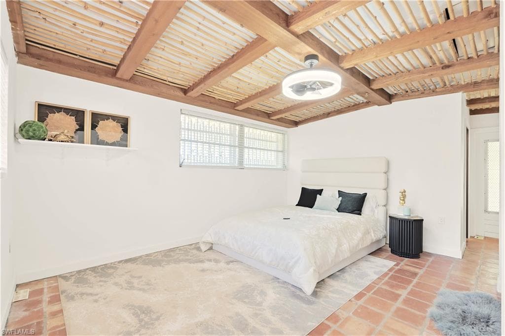 2125 Marina DR-24