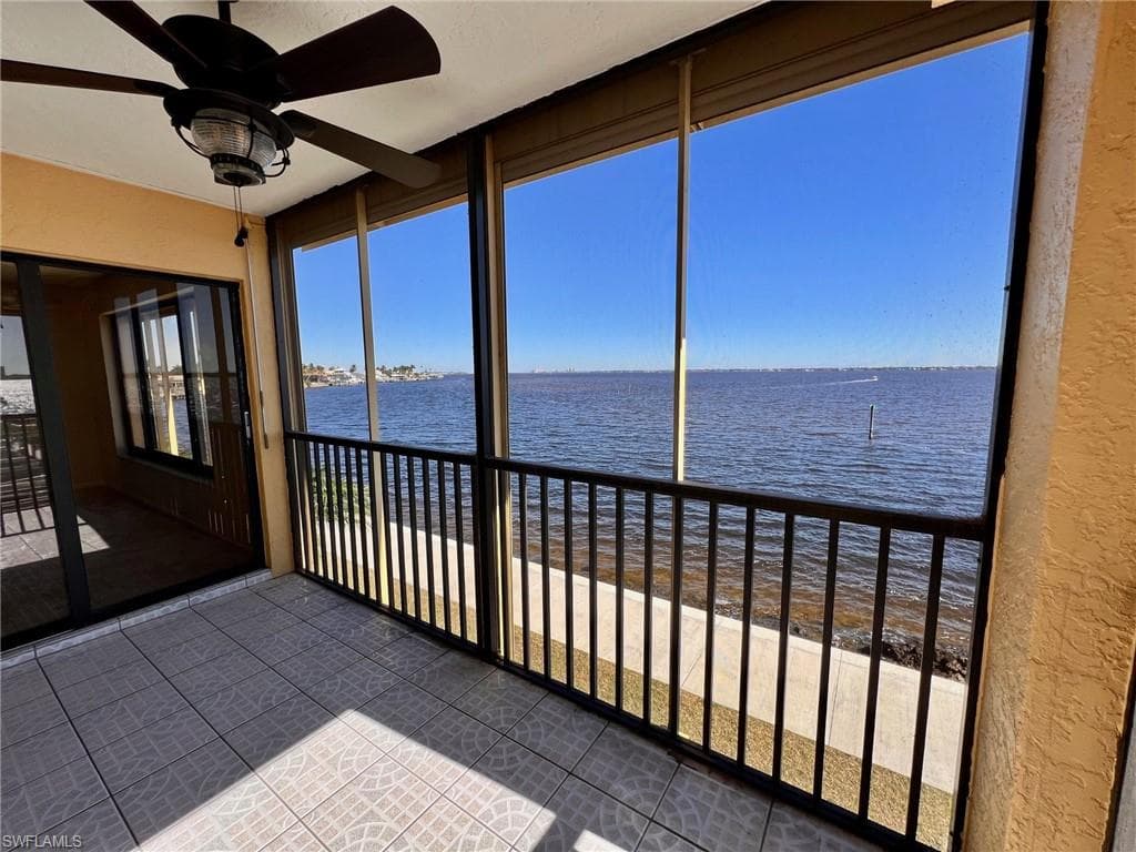 4015 SE 20th PL # 206, CAPE CORAL FL 33904-29