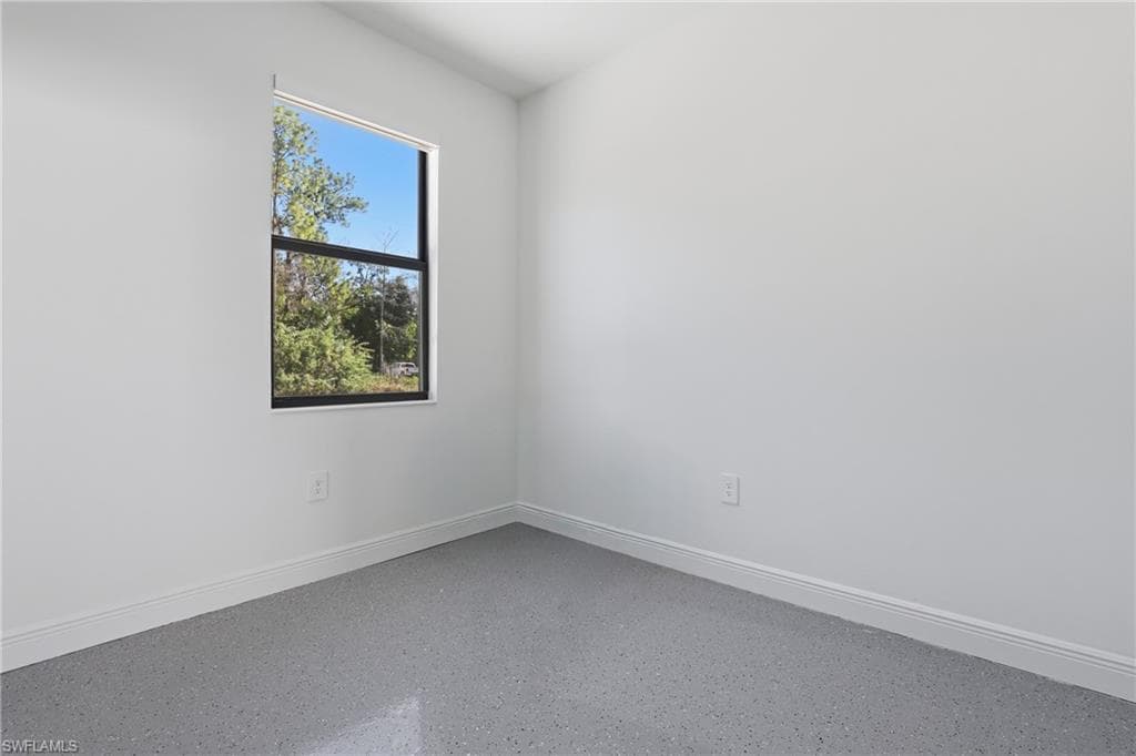 2167 Della DR, NAPLES FL 34117-31