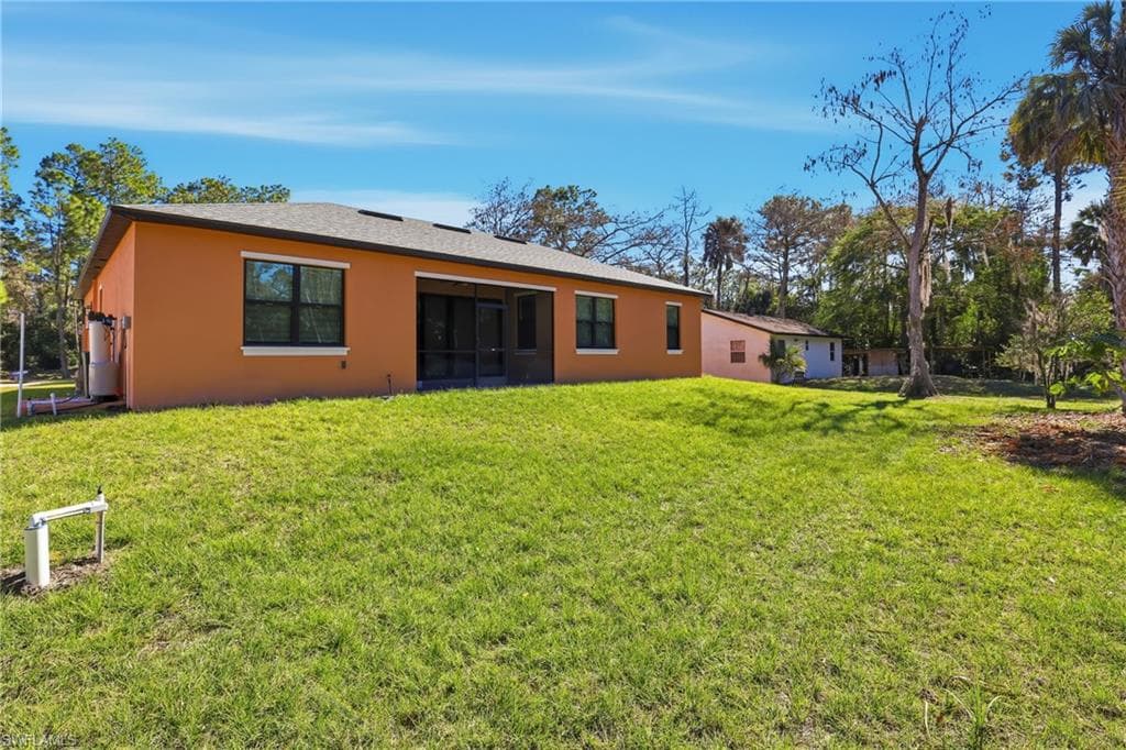 2167 Della DR, NAPLES FL 34117-36