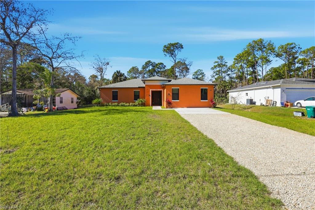 2167 Della DR, NAPLES FL 34117-3