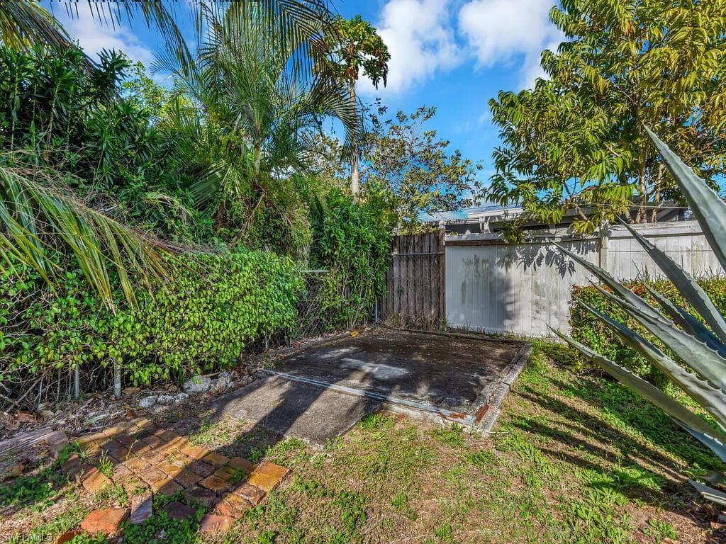5469 27th PL SW, NAPLES FL 34116-19
