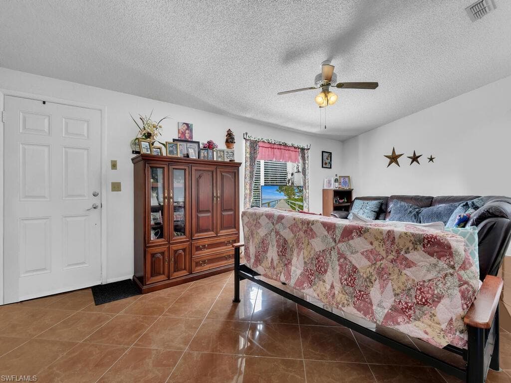 5469 27th PL SW, NAPLES FL 34116-3